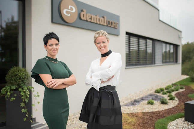 Dental CORE tim ispred ordinacije